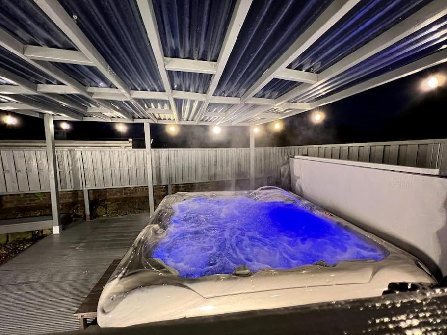 Numero Venti Aparthouse Wifi Parking Hot Tub Newcastle upon Tyne Exterior foto
